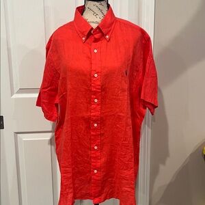 Ralph Lauren men’s 100% classic fit linen short sleeve shirt.